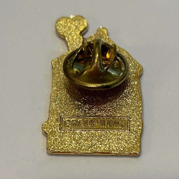 Ronald McDonald House Charities House Shaped Metal Lapel Pin 1990s - Picture 4 of 5